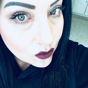 Meet your Posher, Sally